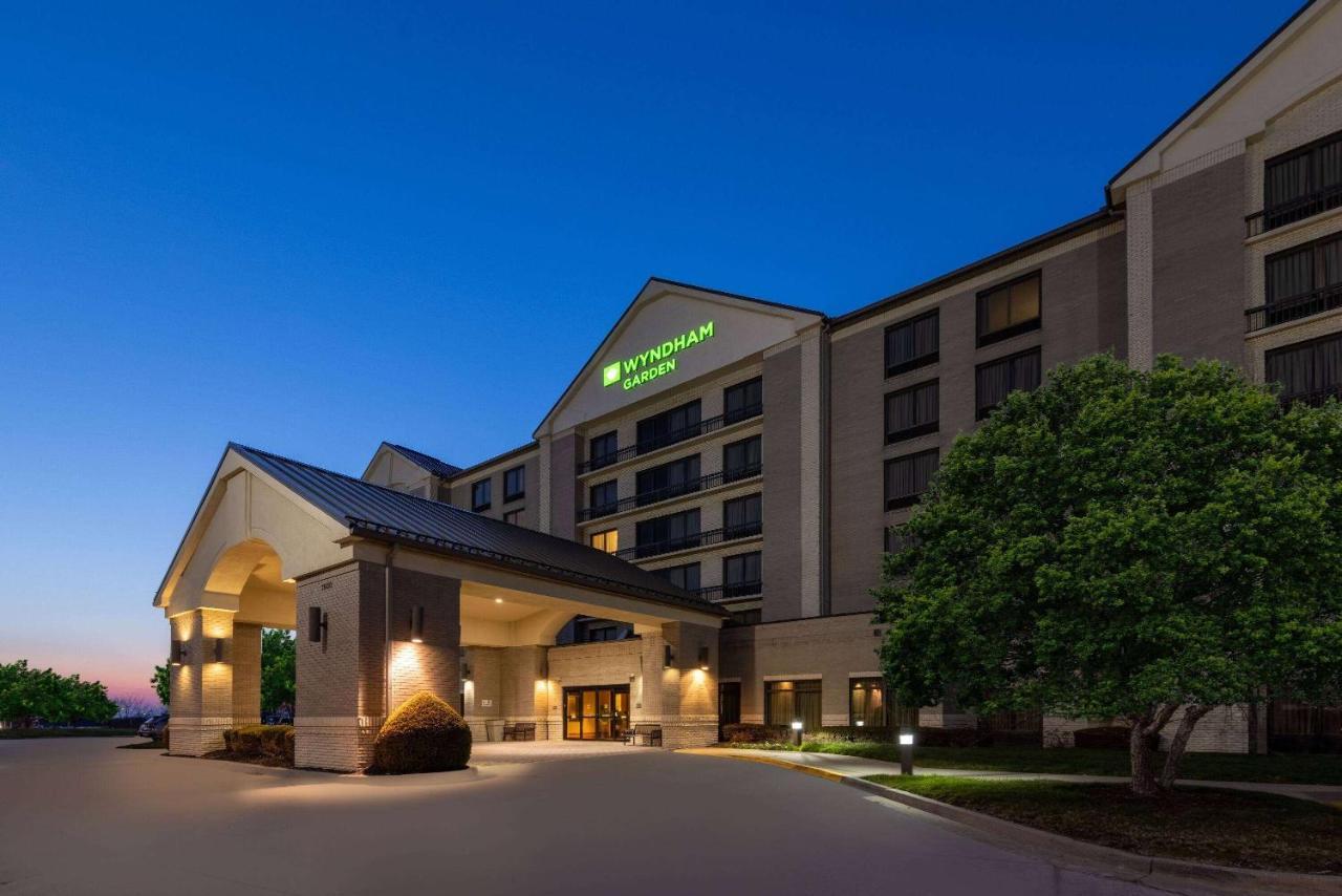 Wyndham Garden Kansas City Airport Exteriör bild